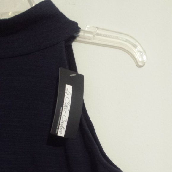 La, Classe Couture Sleeveless Dress - Picture 5 of 7